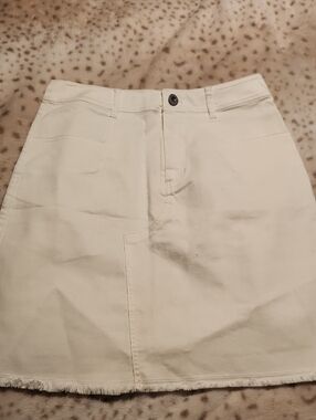 Cream Mini Skirt with Frayed Hem